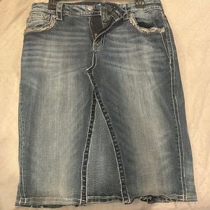 Miss Me skirt